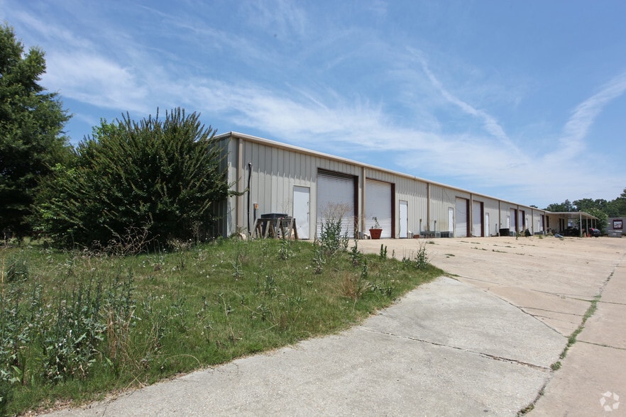 2304-2322 Wall St, Millbrook, AL à louer - Photo du bâtiment - Image 2 de 3