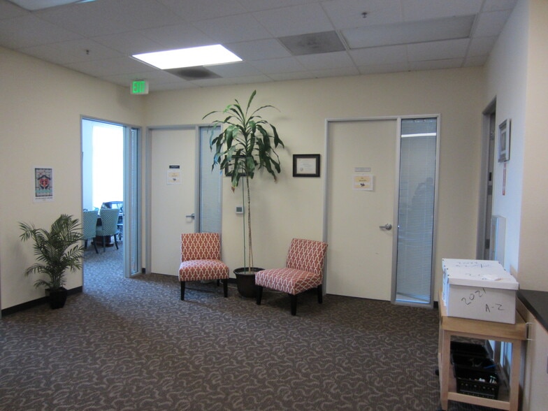 2160 W Grant Line Rd, Tracy, CA for lease - Interior Photo - Image 3 of 6