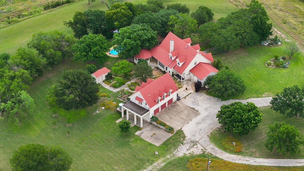 351 Laurel Crk, Hutto, TX for sale - Primary Photo - Image 1 of 6