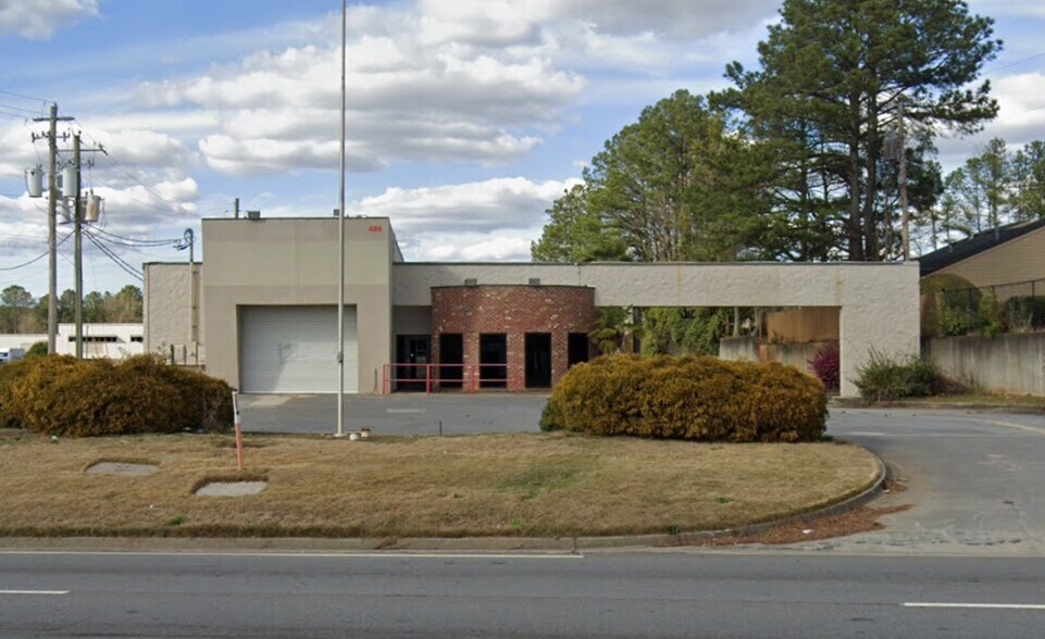 425 W Pike St, Lawrenceville, GA for sale - Building Photo - Image 2 of 5