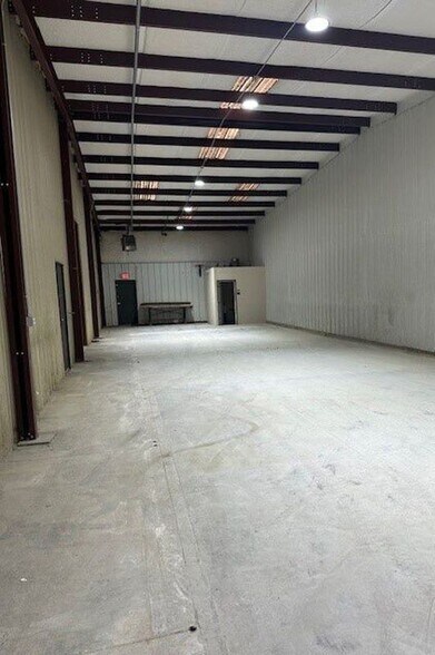 5205 Old Buncombe Rd, Greenville, SC à louer - Photo du bâtiment - Image 3 de 15