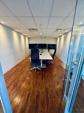 2-14 Boul Désaulniers, Saint-lambert, QC for lease Interior Photo- Image 2 of 7