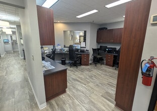 5025 Arlington Centre Blvd, Upper Arlington, OH à louer Photo intérieure- Image 2 de 6