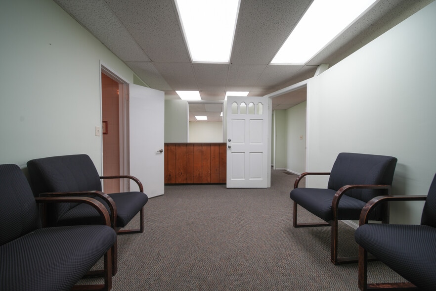 13624 San Antonio Dr, Norwalk, CA for sale - Building Photo - Image 3 of 25