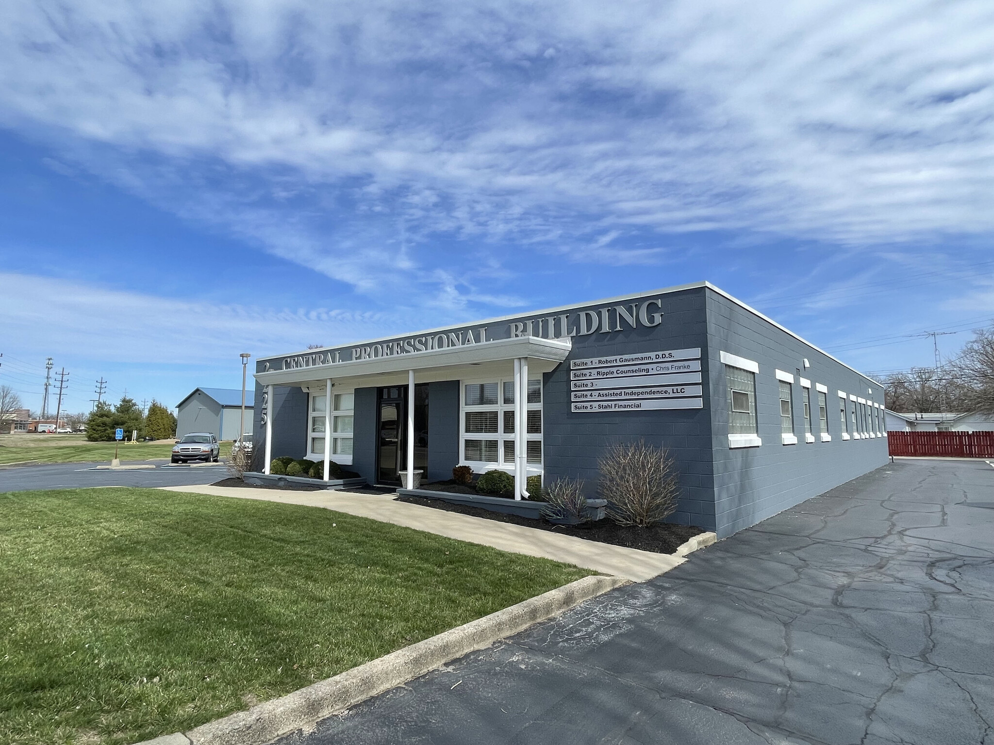 2225 Central Ave, Columbus, IN for lease Building Photo- Image 1 of 8