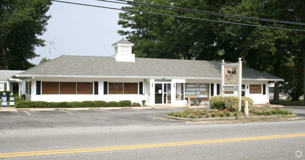 11865 Rolfe Hwy, Surry, VA à vendre - Photo du bâtiment - Image 2 de 3