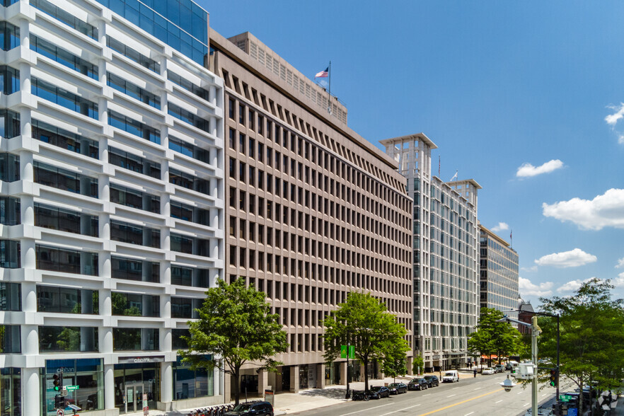 1747 Pennsylvania Ave NW, Washington, DC à louer - Photo du bâtiment - Image 2 de 8