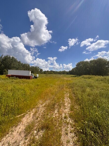 E Market St, Des Moines, IA à louer - Photo du bâtiment - Image 1 de 3