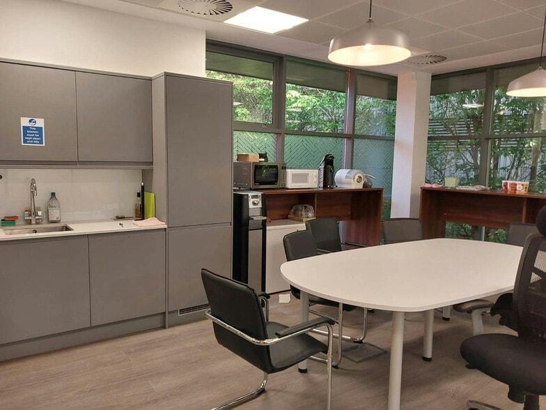 Switchback Office Park, Gardner Road, Maidenhead à louer - Photo du bâtiment - Image 3 de 6