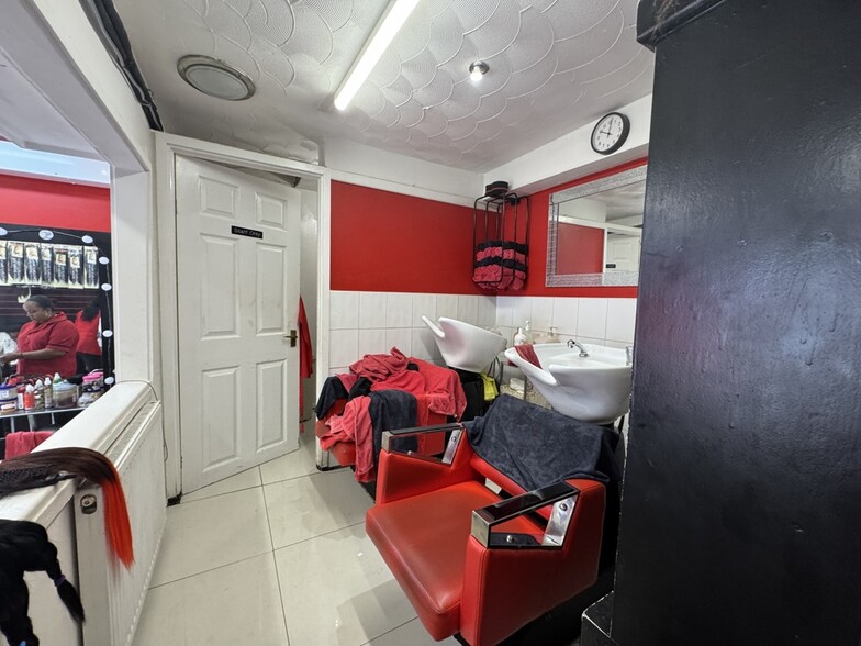 6B Dunstable Rd, Luton à vendre - Photo intérieure - Image 3 de 4