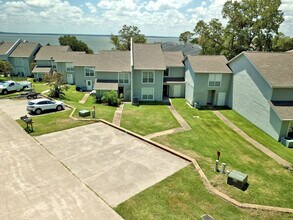 100 Edgewater Dr, Livingston, TX - AERIAL  map view - Image1