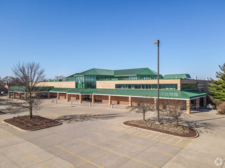 5440 NW 86th St, Johnston, IA à louer - Photo du bâtiment - Image 1 de 9