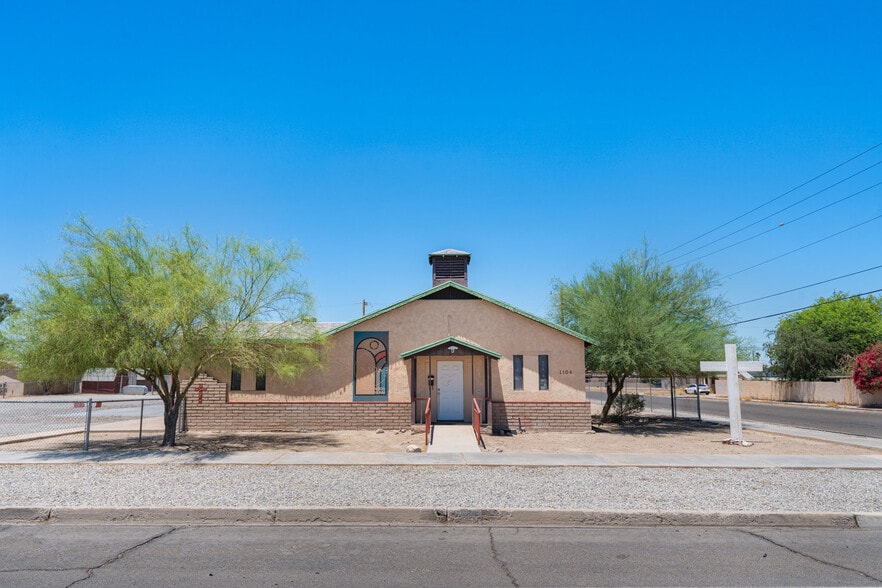 1104 S 7th Ave, Yuma, AZ for sale - Primary Photo - Image 1 of 12