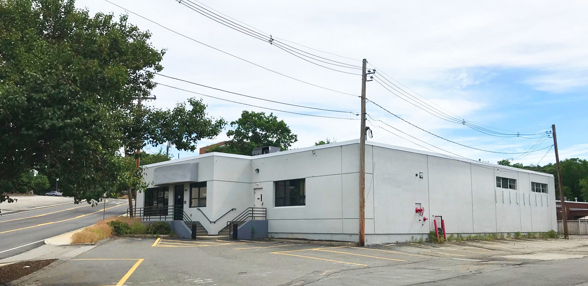 221 Bear Hill Rd, Waltham, MA for lease Building Photo- Image 1 of 6