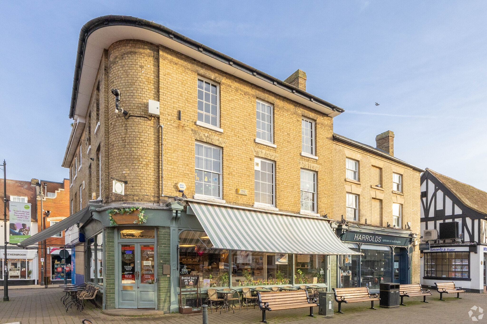 25 High St, Biggleswade for sale Primary Photo- Image 1 of 3