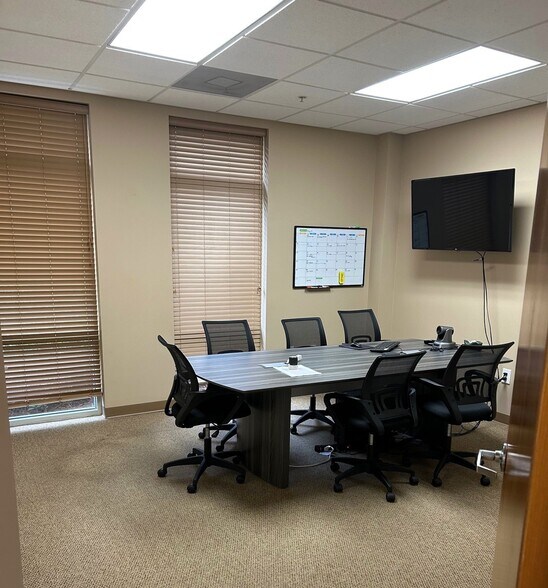 497 Bramson Ct, Mount Pleasant, SC for lease - Building Photo - Image 2 of 17