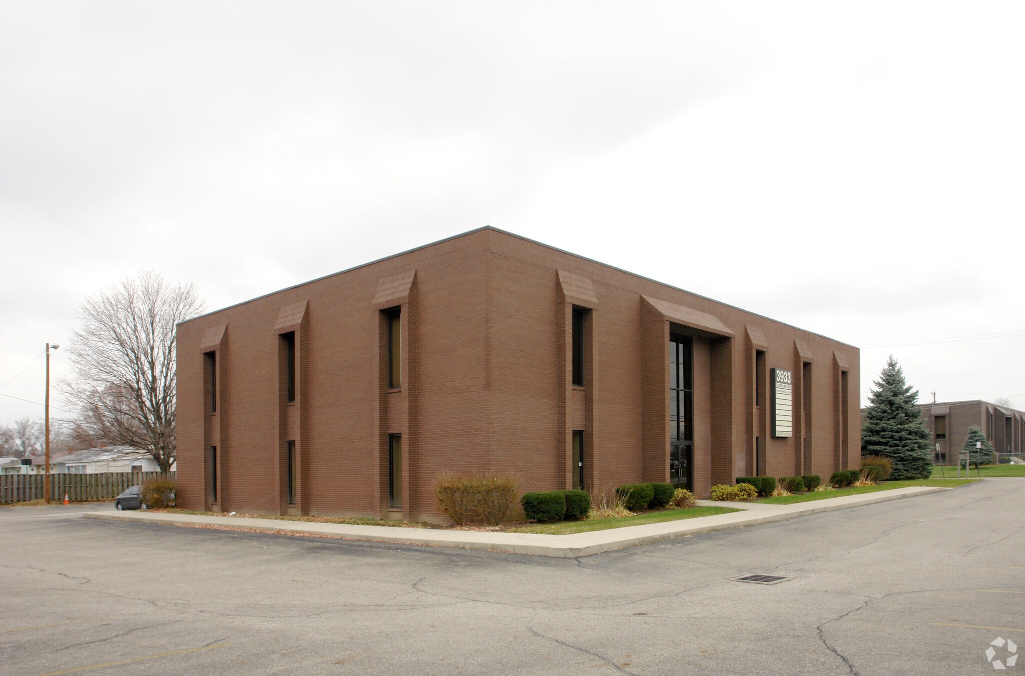 3933 E Livingston Ave, Columbus, OH for sale Primary Photo- Image 1 of 1