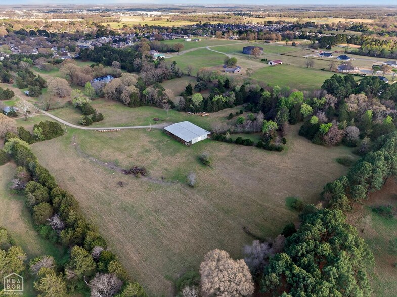 921 Skyline Dr, Searcy, AR à vendre - Aérien - Image 2 de 7