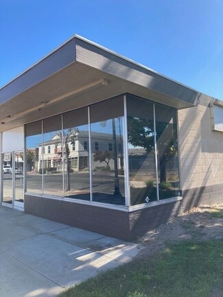 Plus de détails pour 312 W Yosemite Ave, Manteca, CA - Local commercial à louer