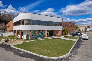 Plus de détails pour 26 Harbor Park Dr, Port Washington, NY - Bureau à louer