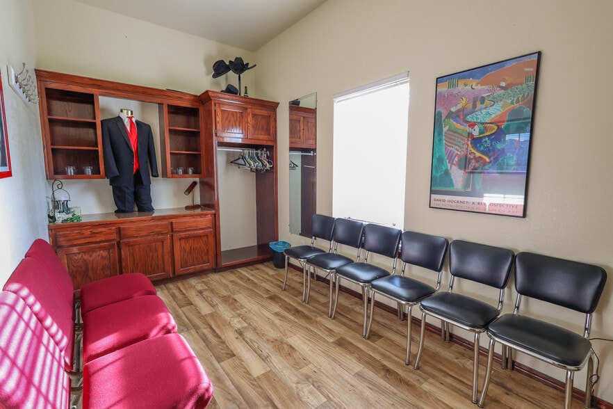 33429 NCR 3270 Rd, Davis, OK for sale - Building Photo - Image 3 of 11
