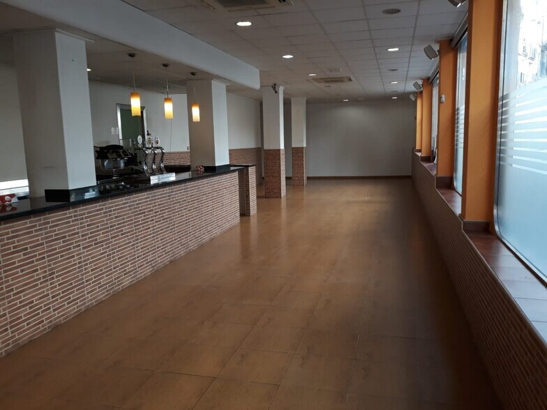 Commerce de détail dans Ontinyent à vendre - Photo du bâtiment - Image 3 de 4