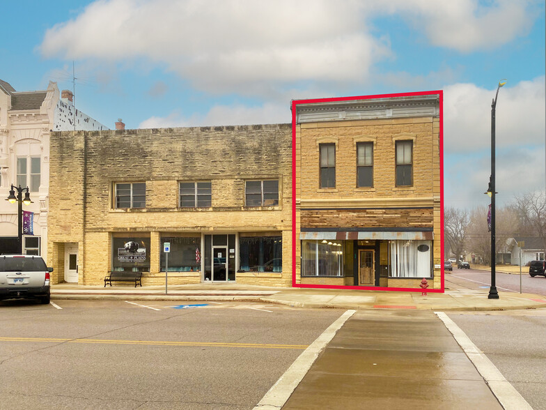 330 Main, Marion, KS à vendre - Photo principale - Image 1 de 1