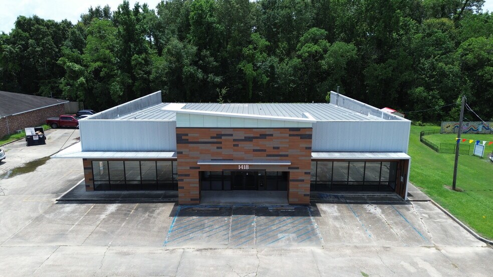 1418 Heather Dr, Opelousas, LA à vendre - Photo du bâtiment - Image 1 de 8