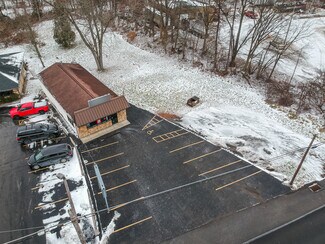 Plus de détails pour 1909 E Washington St, New Castle, PA - Commerce de détail à vendre