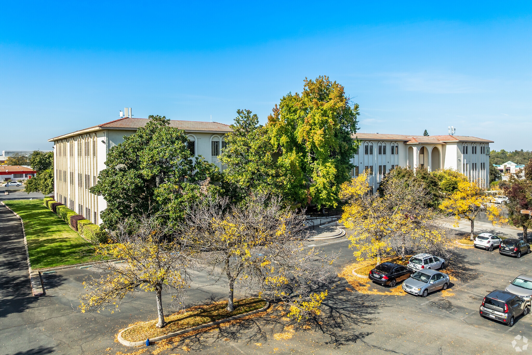 6060 Sunrise Vista Dr, Citrus Heights, CA for sale Primary Photo- Image 1 of 6