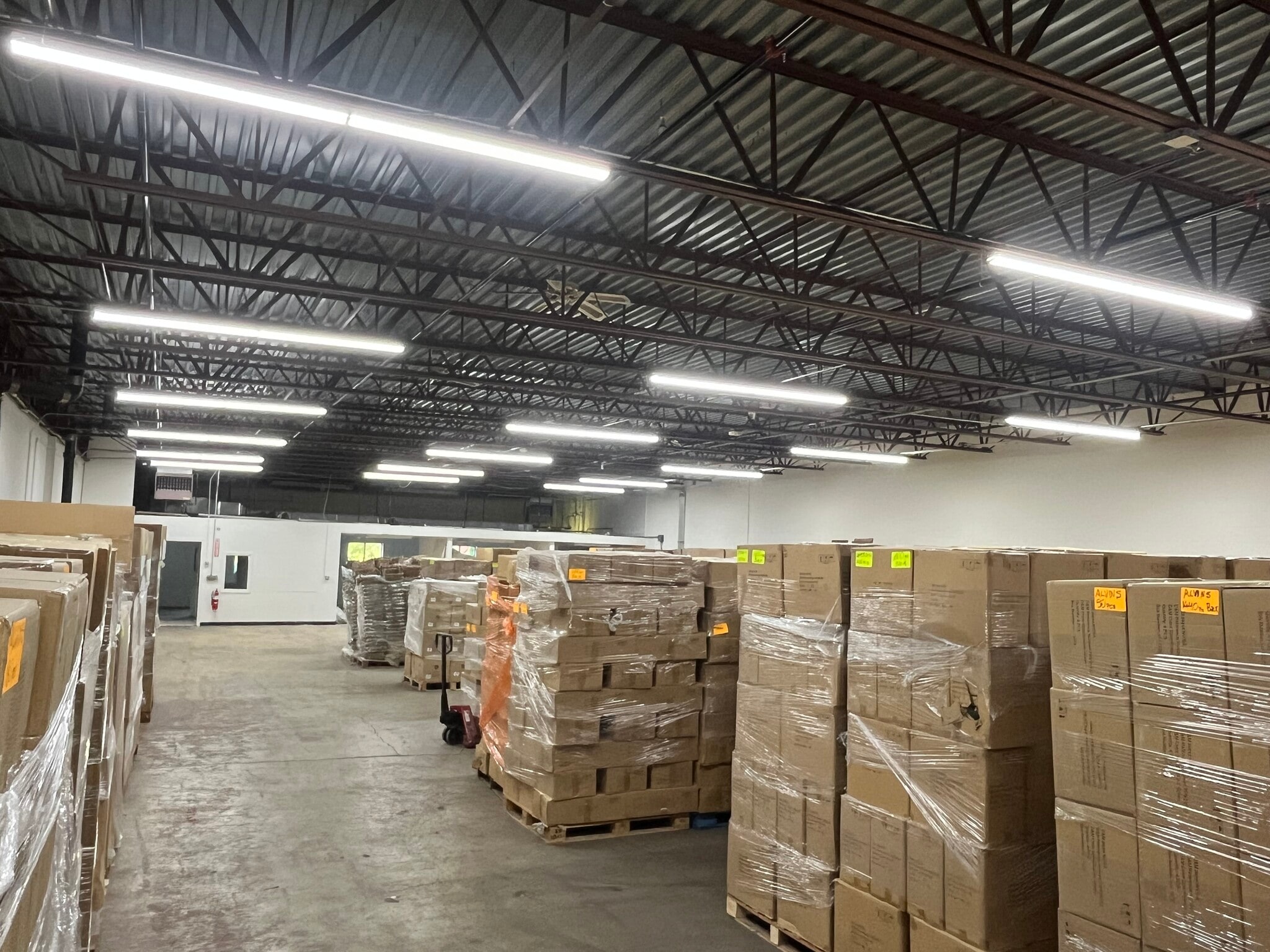 148 Rangeway Rd, North Billerica, MA for lease Interior Photo- Image 1 of 3