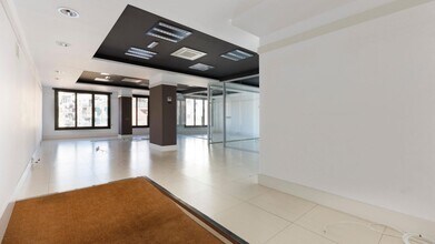Avinguda de Madrid, 95, Barcelona, Barcelona for lease Interior Photo- Image 1 of 16