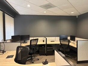 1232 E Broadway Rd, Tempe, AZ à louer Photo intérieure- Image 2 de 10