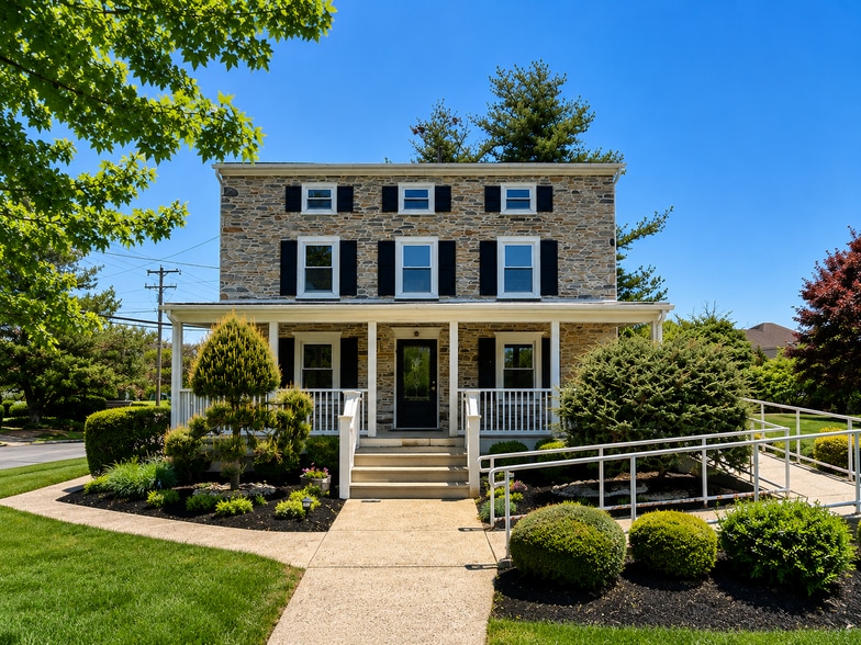 1260 Bustleton Pike, Feasterville Trevose, PA for sale - Building Photo - Image 2 of 9