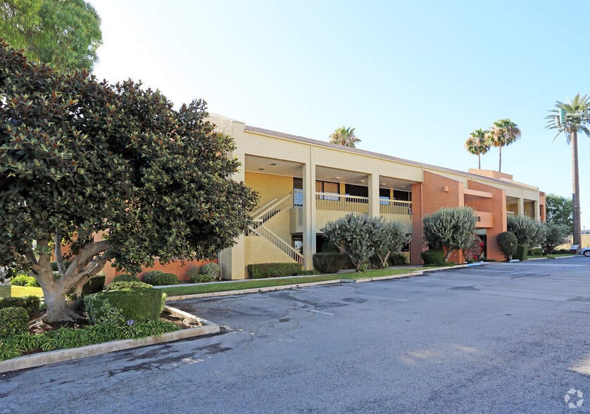 4128 W Commonwealth Ave, Fullerton, CA for lease - Building Photo - Image 1 of 20