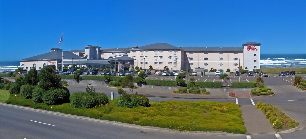 707 Ocean Shores Blvd NW, Ocean Shores, WA à vendre Photo du bâtiment- Image 1 de 7