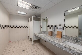 Plus de détails pour 21111 Chagrin Blvd, Beachwood, OH - Bureau à louer