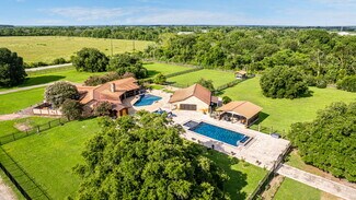 Plus de détails pour 1226 County Road 201A, Angleton, TX - Spécialité à vendre
