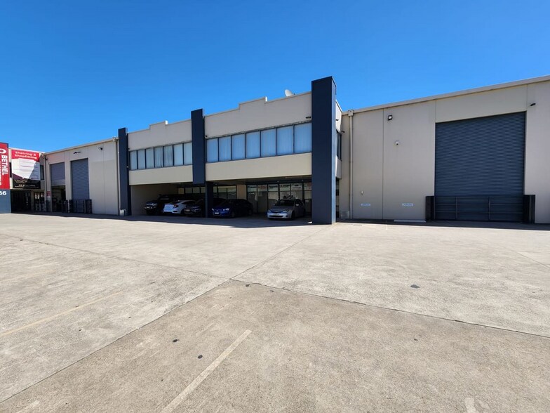 62 Hume Hwy, Lansvale à louer - Photo du bâtiment - Image 2 de 2