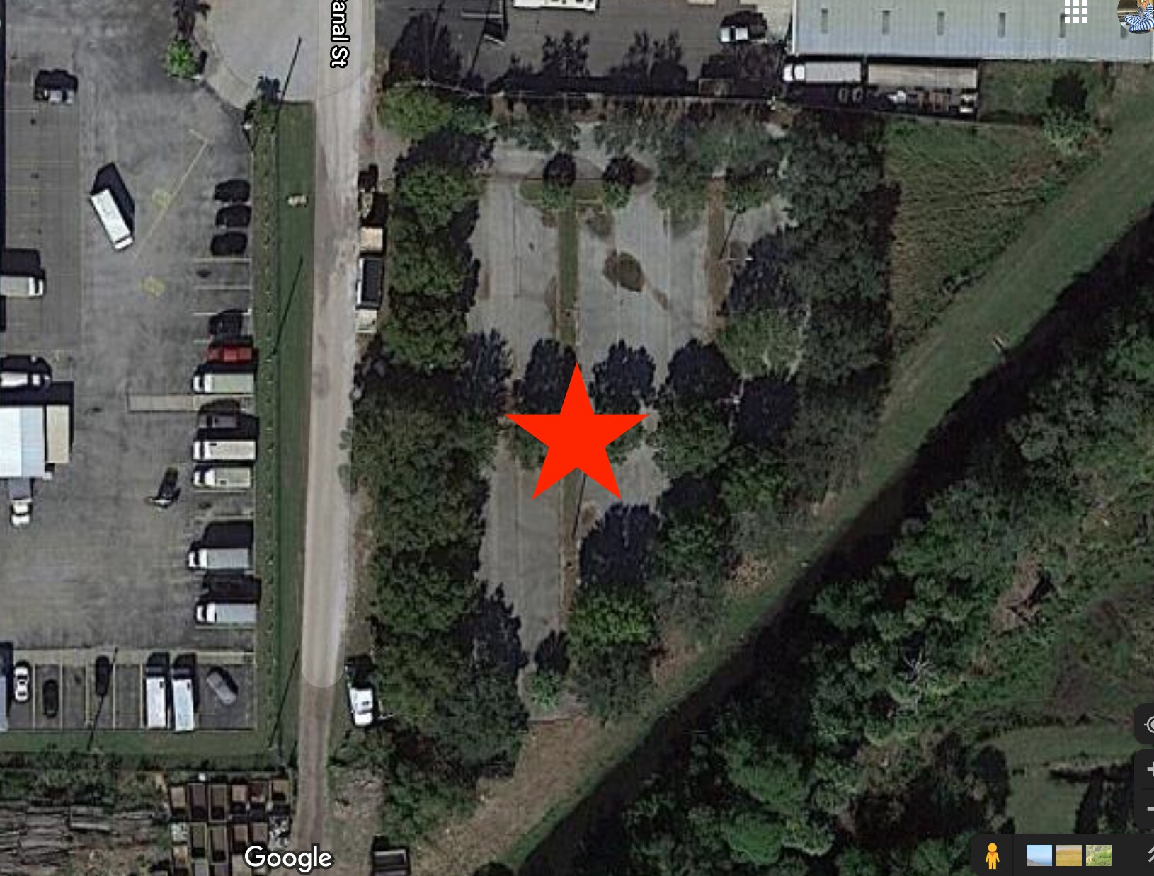 Canal St, Seminole, FL à louer Photo principale- Image 1 de 2