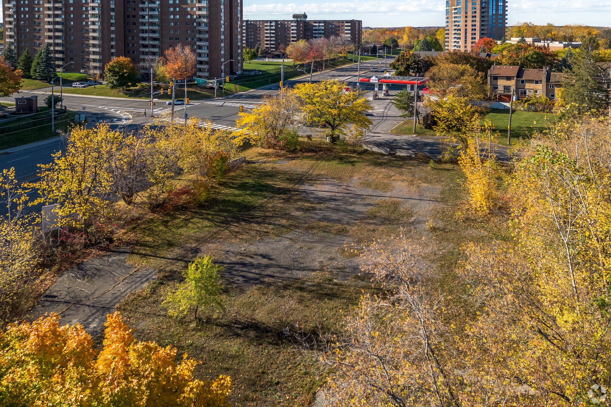 3077 Carling Av, Ottawa, ON à vendre Photo principale- Image 1 de 1