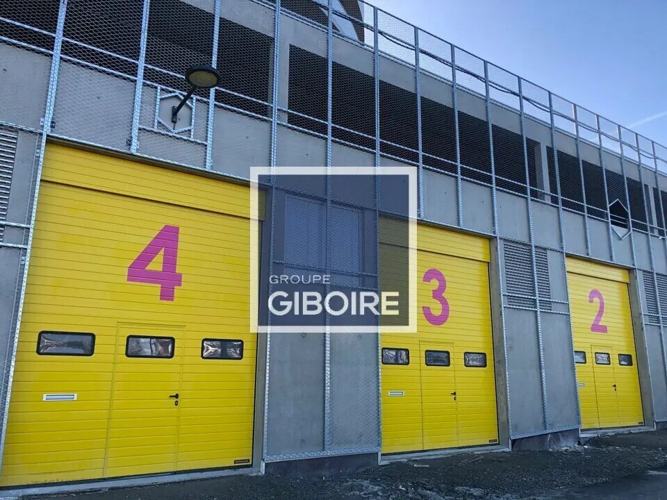 Industrial in Rennes for lease Building Photo- Image 1 of 7
