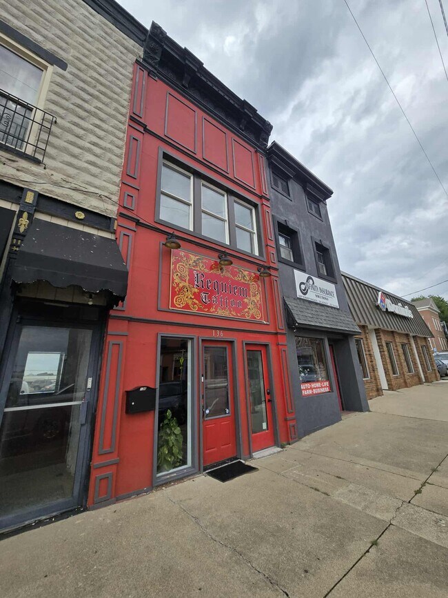 More details for 136 W Main St, Hillsboro, OH - Retail for Sale