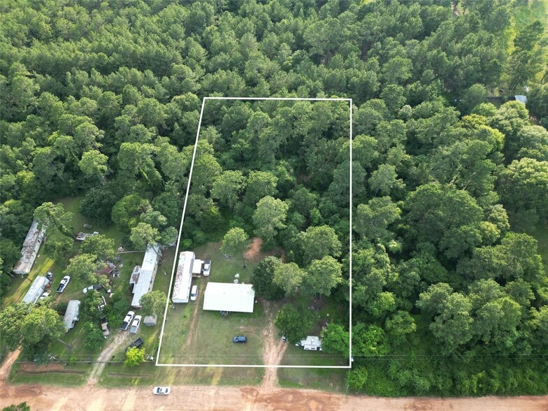 17306 Brittany Ln, Plantersville, TX à vendre - Photo principale - Image 1 de 9
