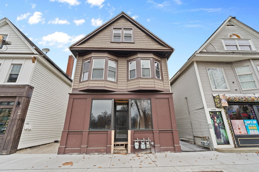 2346 Seneca St, Buffalo, NY à vendre - Photo du bâtiment - Image 2 de 8