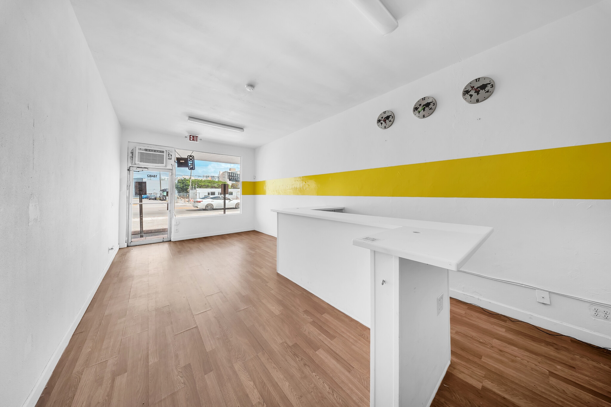 18480-18484 W Dixie Hwy, North Miami Beach, FL à louer Photo principale- Image 1 de 26