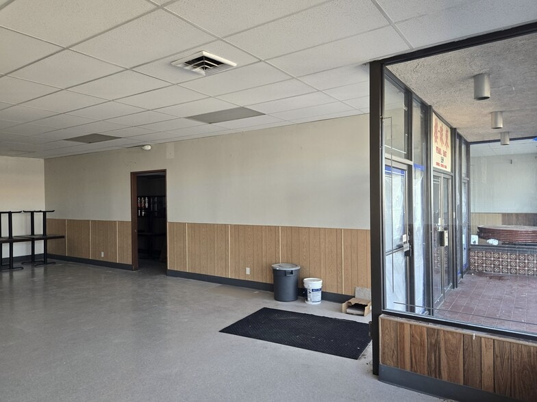 1539-1579 S Broadway, Santa Maria, CA for lease - Building Photo - Image 2 of 4