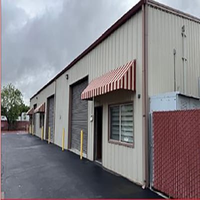 2335-2339 W Yosemite Ave, Manteca, CA for lease Interior Photo- Image 1 of 3