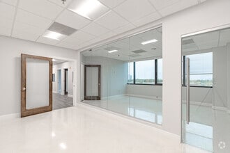 6400 N Andrews Ave, Fort Lauderdale, FL à louer Photo intérieure- Image 2 de 4