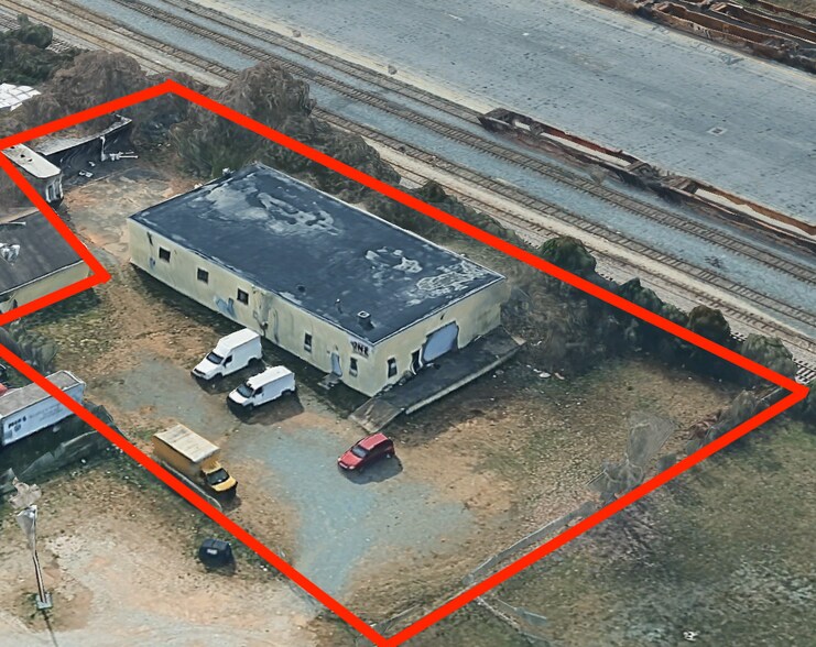 4903 Rozzelles Ferry Rd, Charlotte, NC à louer - Photo principale - Image 1 de 6